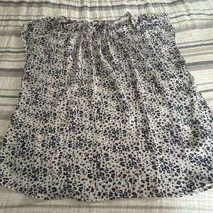 Women’s sleeveless top